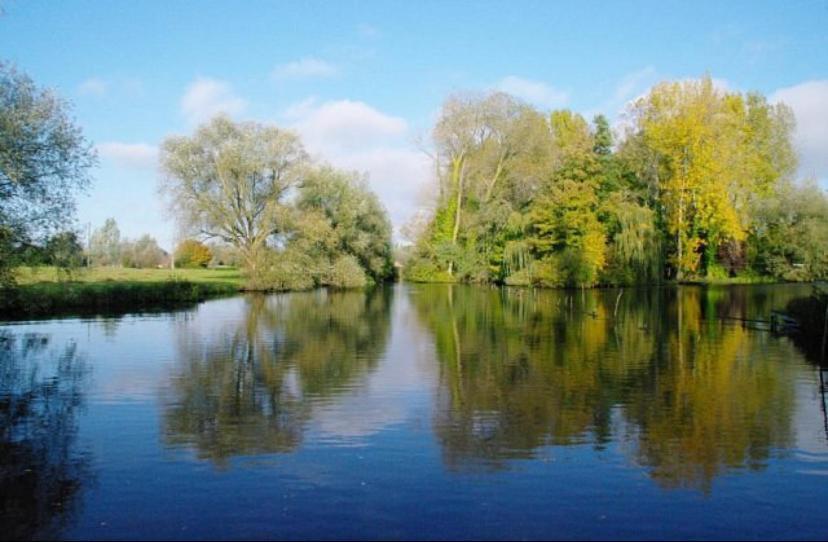 Le Cottage De L'Heron Moulle ภายนอก รูปภาพ